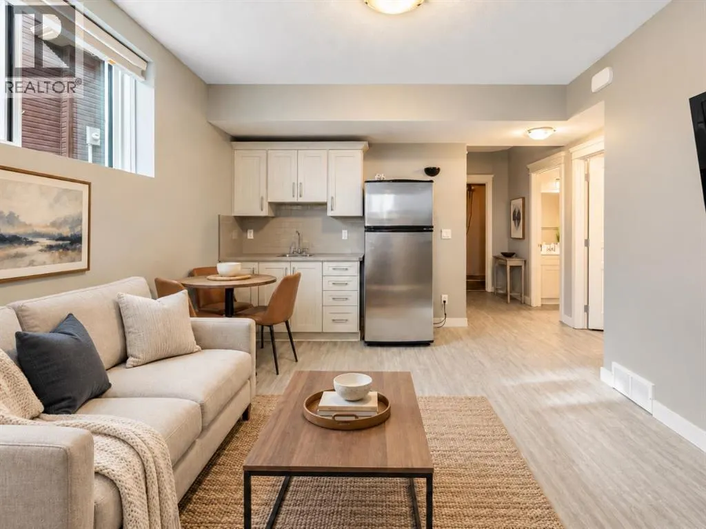 47 Evansglen Court NW