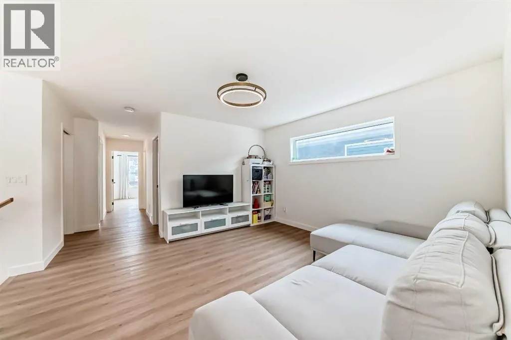 137 Verity Manor SW