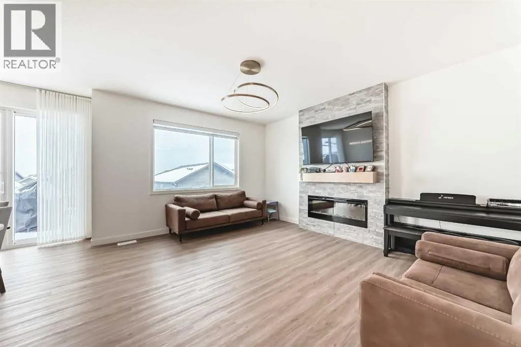 137 Verity Manor SW