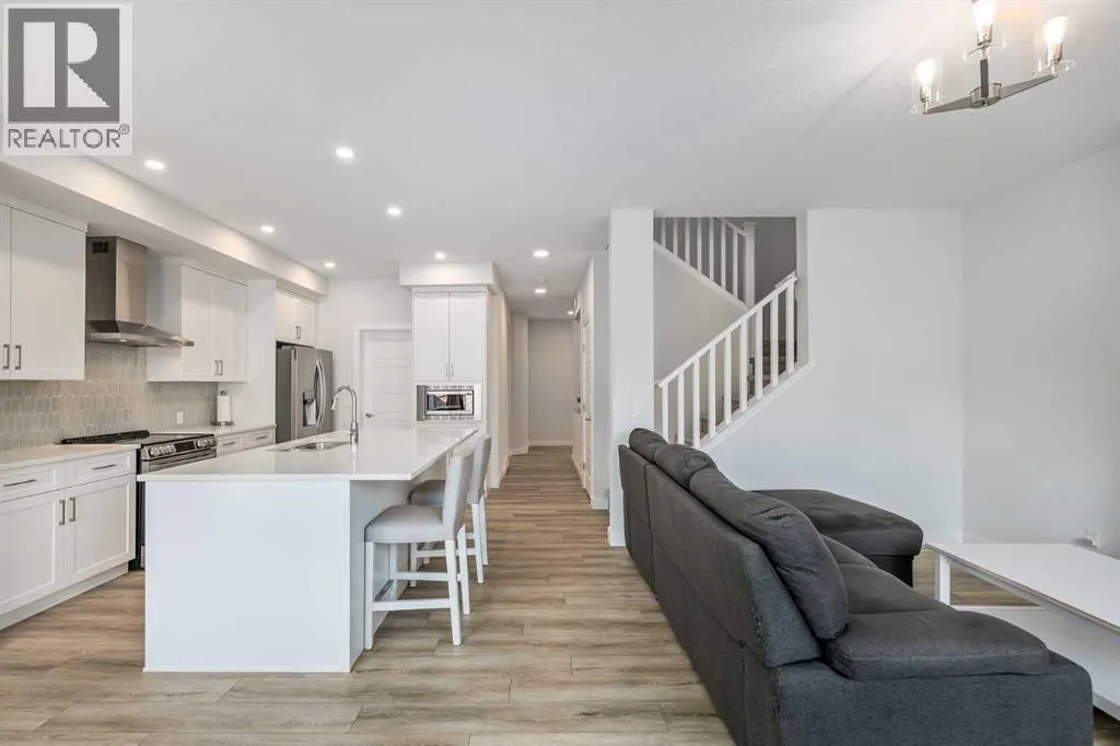 201 Creekstone Path SW