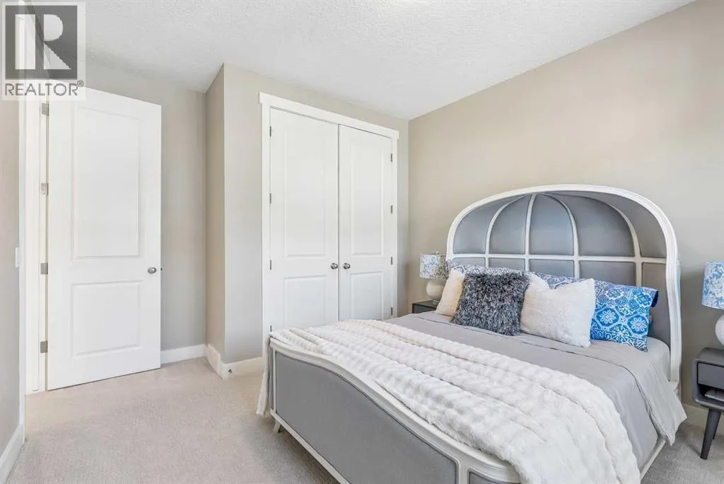 30 Ascot Crescent SW
