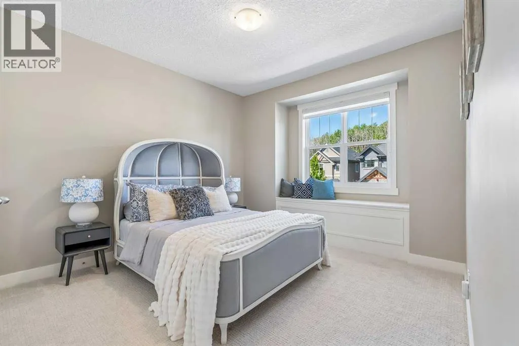 30 Ascot Crescent SW