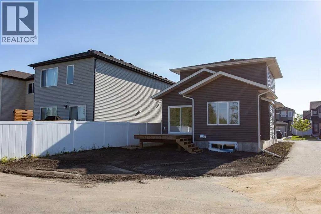 60 Emmett Crescent