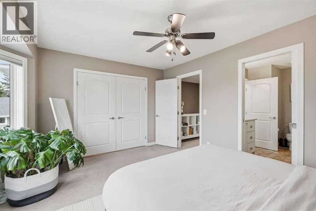 601 Regal Park NE