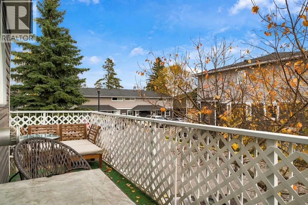601 Regal Park NE