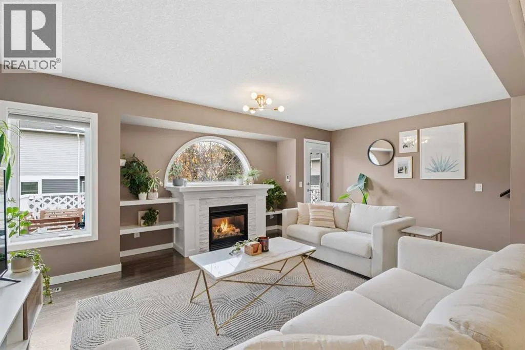 601 Regal Park NE
