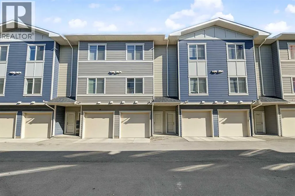 708, 95 Skyview Close NE