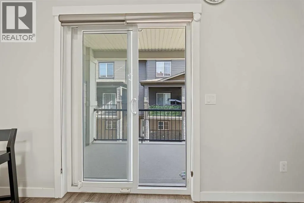 708, 95 Skyview Close NE