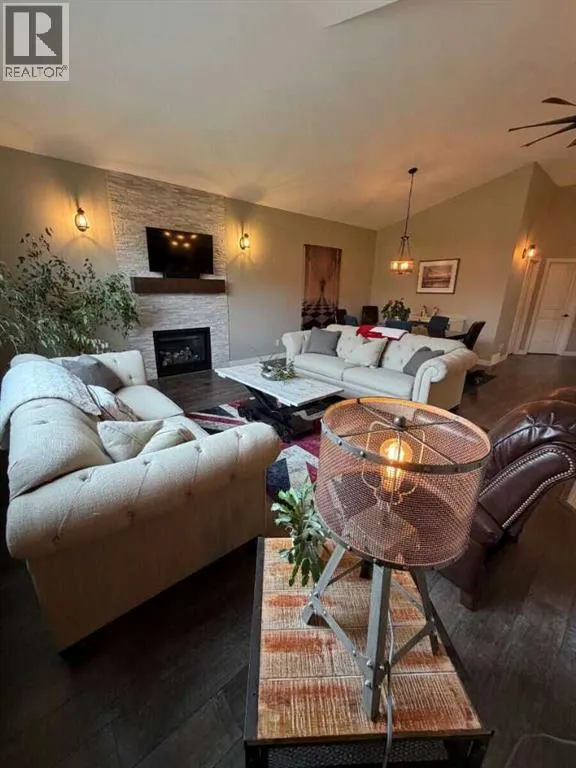 826 Stonehaven Drive