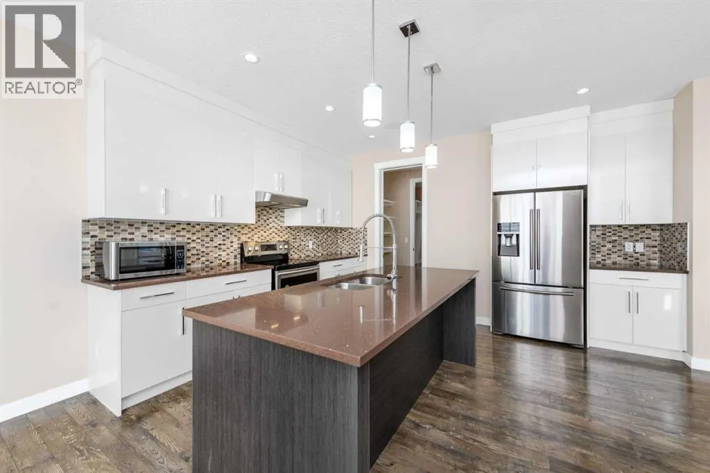 244 Baysprings Gardens SW