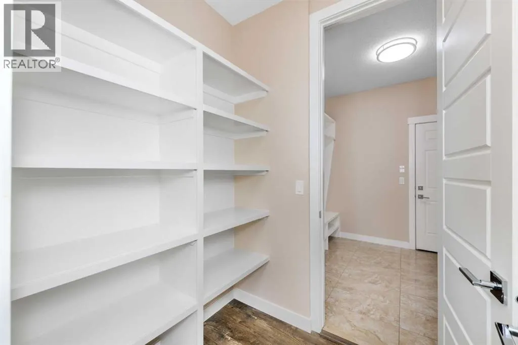 244 Baysprings Gardens SW