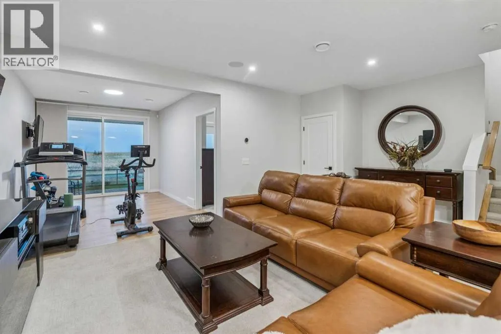 70 Savoy Landing SE