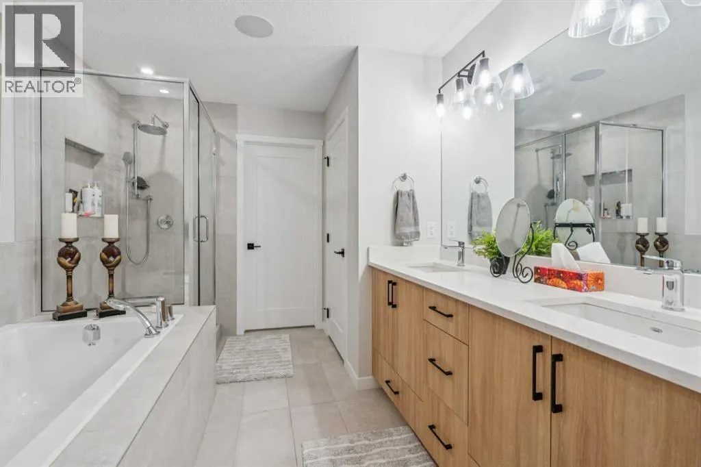70 Savoy Landing SE