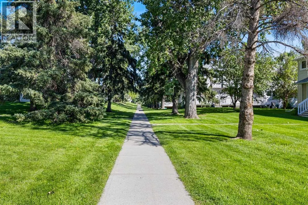 225 Killarney Glen Court SW