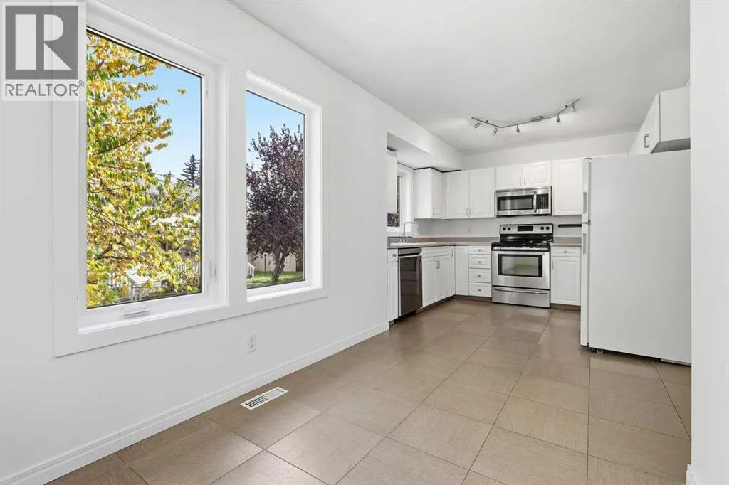225 Killarney Glen Court SW