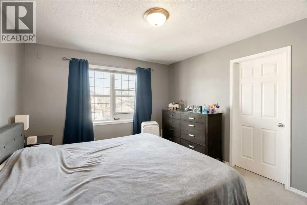310 Coventry Road NE