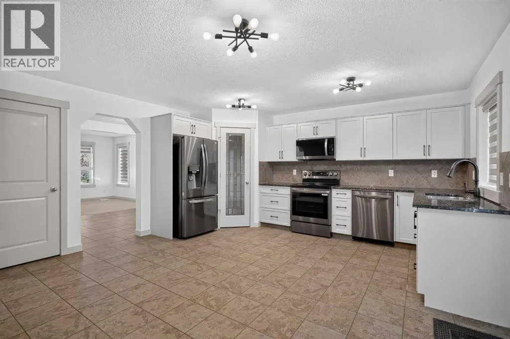 130 Panamount Road NW
