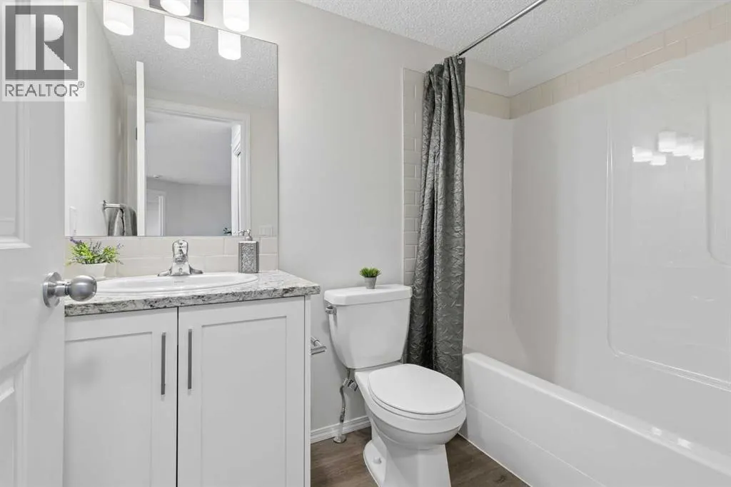 1304, 115 Prestwick Villas SE