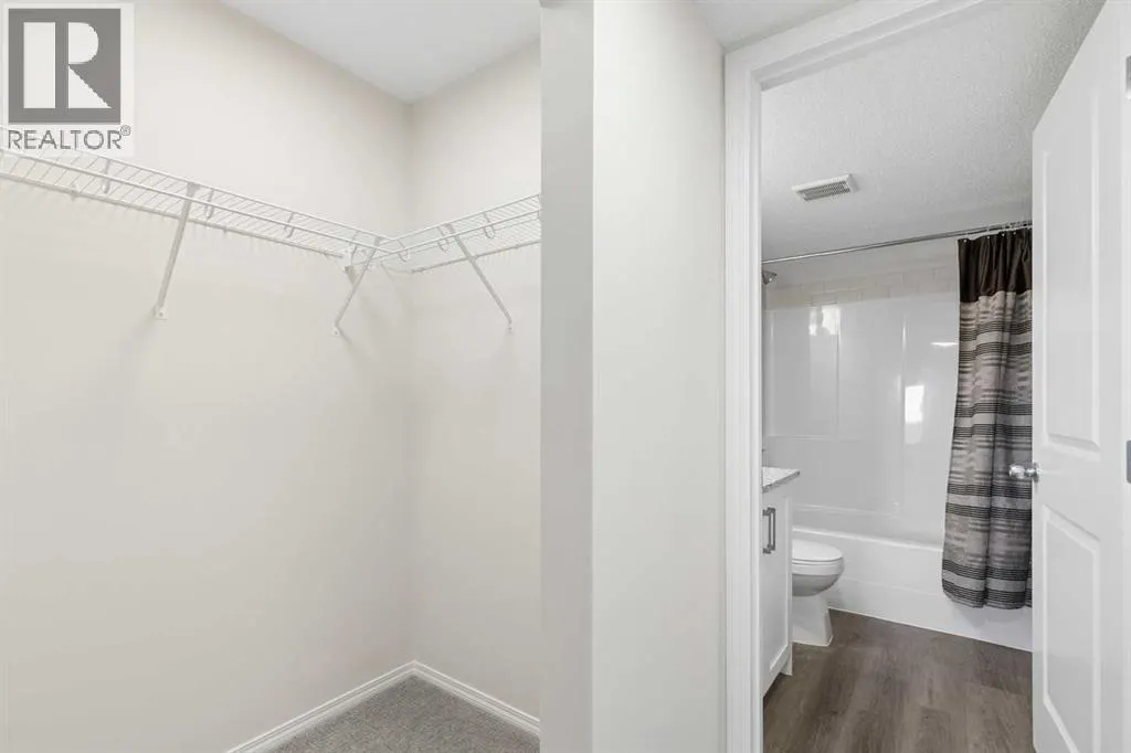 1304, 115 Prestwick Villas SE