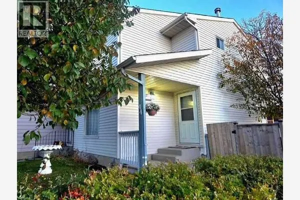 44 Falwood Crescent NE