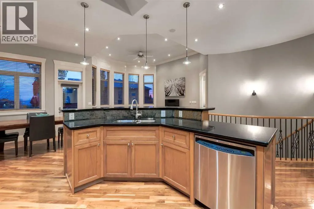 129 ROYAL Bay NW