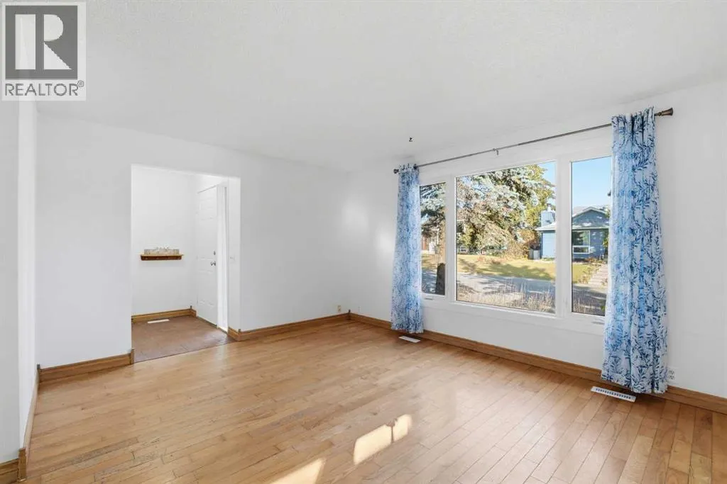 3 Glenport Road