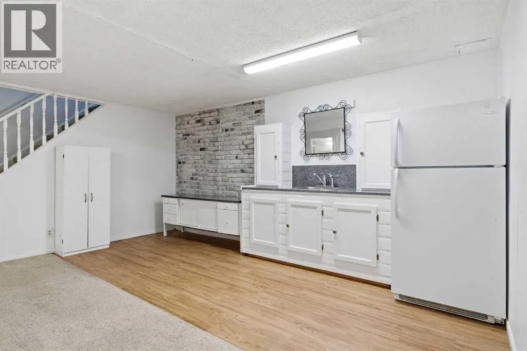 3 Glenport Road