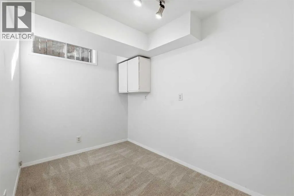 3 Glenport Road