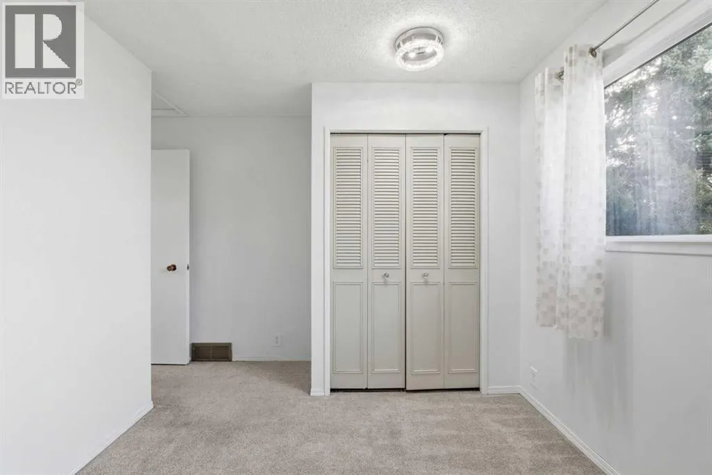 3 Glenport Road