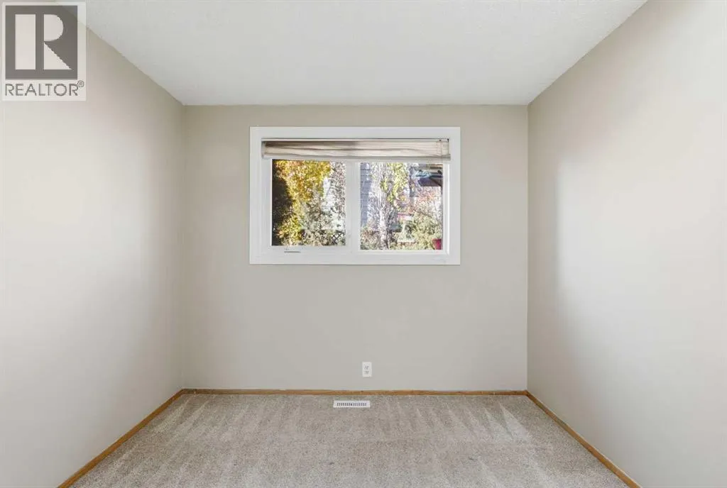 3 Glenport Road