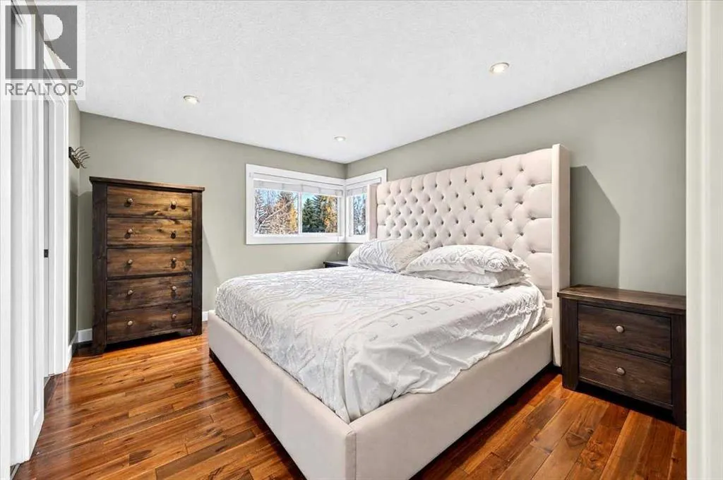 131 Parkside Crescent SE