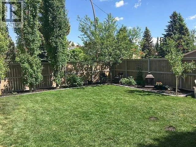 131 Parkside Crescent SE