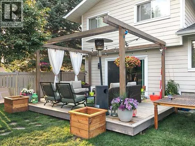 131 Parkside Crescent SE