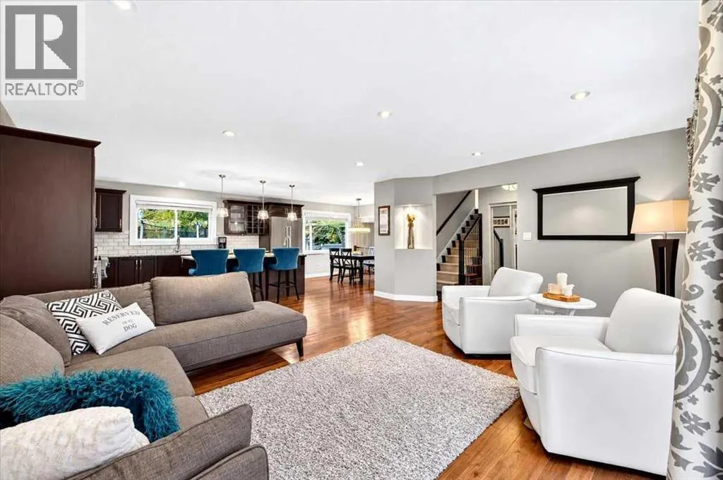 131 Parkside Crescent SE