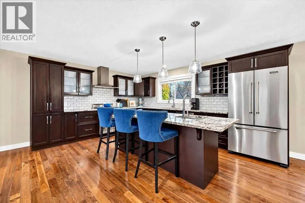 131 Parkside Crescent SE