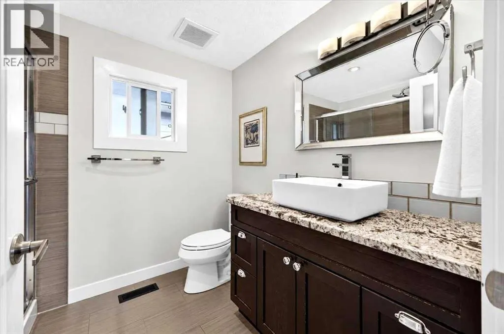 131 Parkside Crescent SE