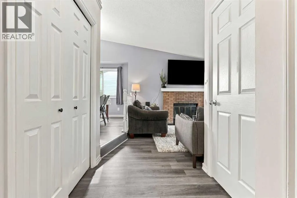16 Mckenna Place SE