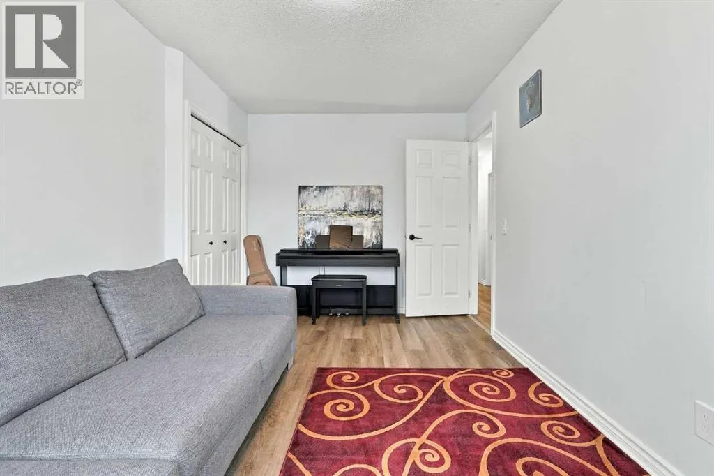 16 Mckenna Place SE