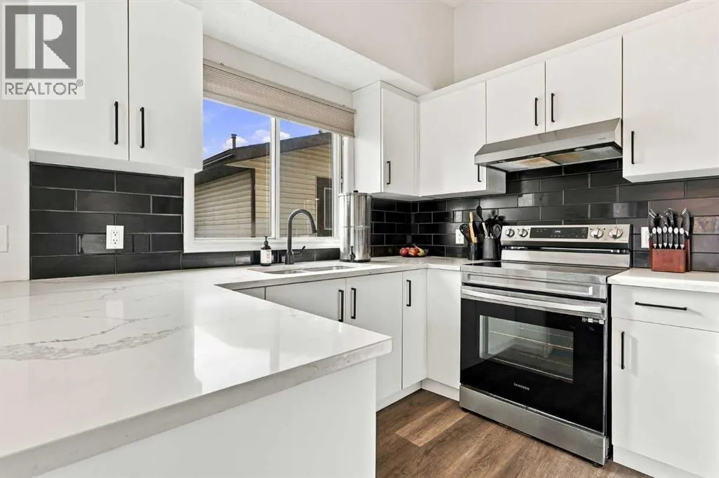 16 Mckenna Place SE