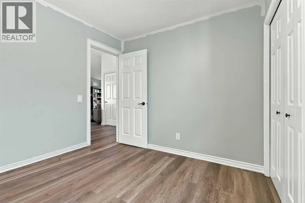 16 Mckenna Place SE