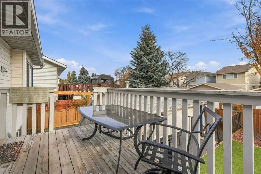 16 Mckenna Place SE