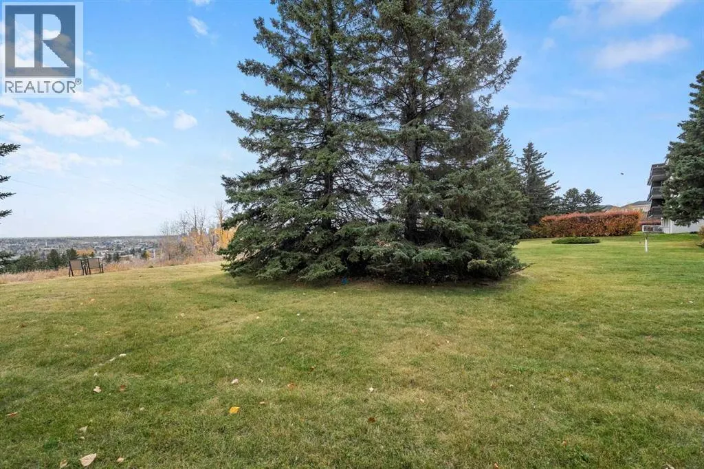101, 504 Cedar Crescent SW
