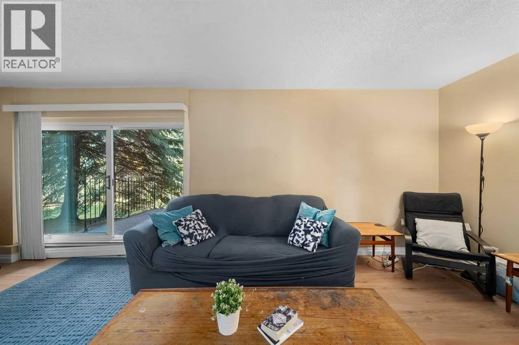 101, 504 Cedar Crescent SW