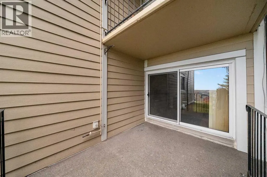 101, 504 Cedar Crescent SW