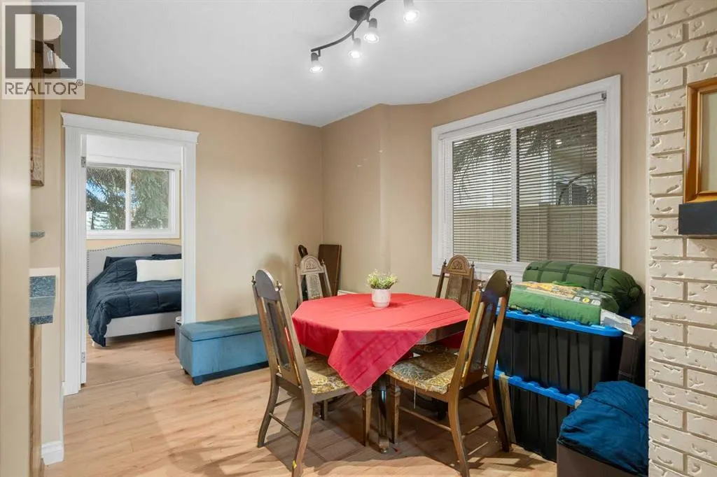 101, 504 Cedar Crescent SW