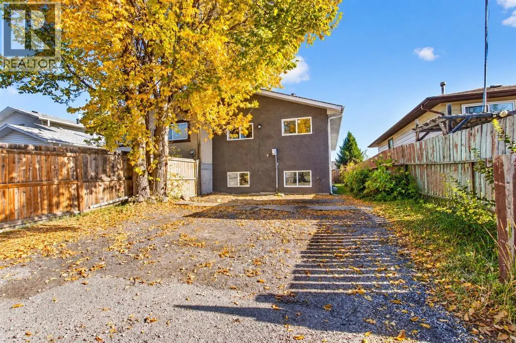 62 Templeson Crescent NE