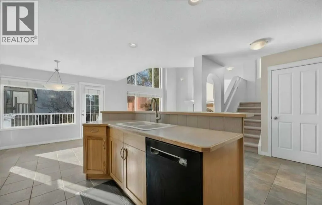 238 New Brighton Circle SE