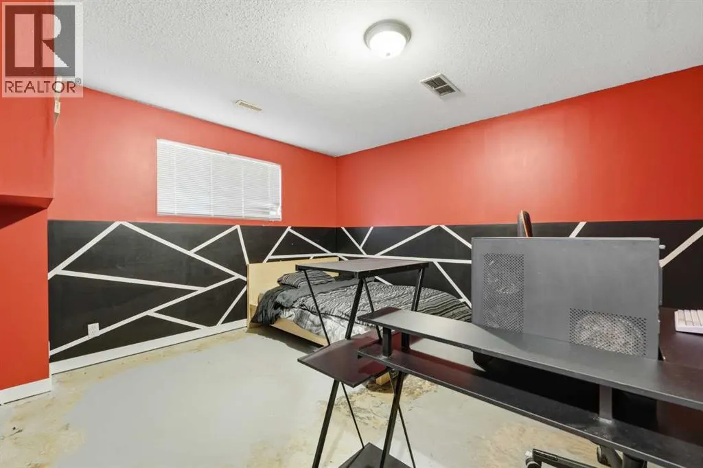 1702 Strathcona Place