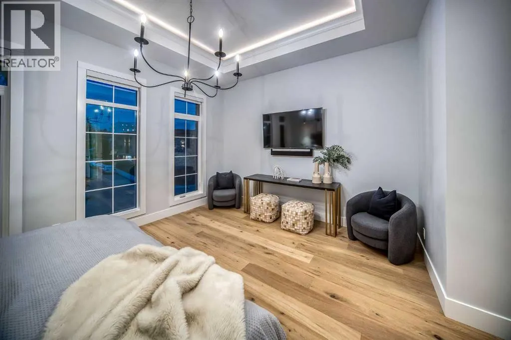 1904 13 Street SW