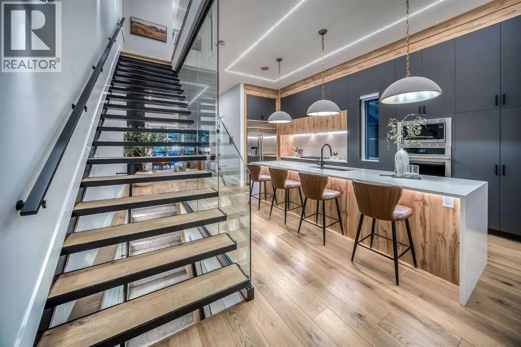 1904 13 Street SW